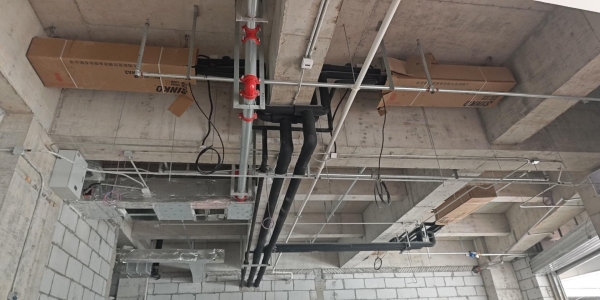 武汉中央空调保养：别让百万设备在“火炉”中裸奔